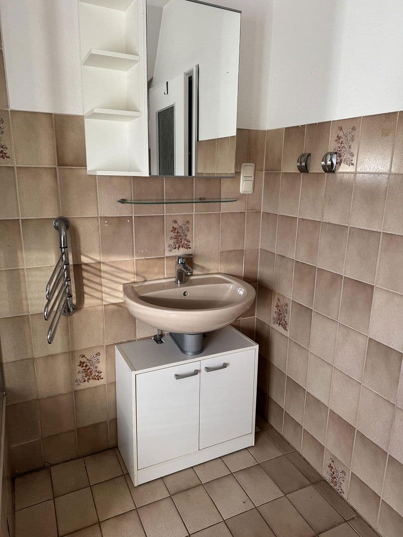 Prenájom bytu 1-izbový 22 m², Weidkamp 87, Essen, Severné Porýnie - Westfálsko Prenájom bytu 1-izbový 22 m², Weidkamp 87, Essen, Severné Porýnie - Westfálsko