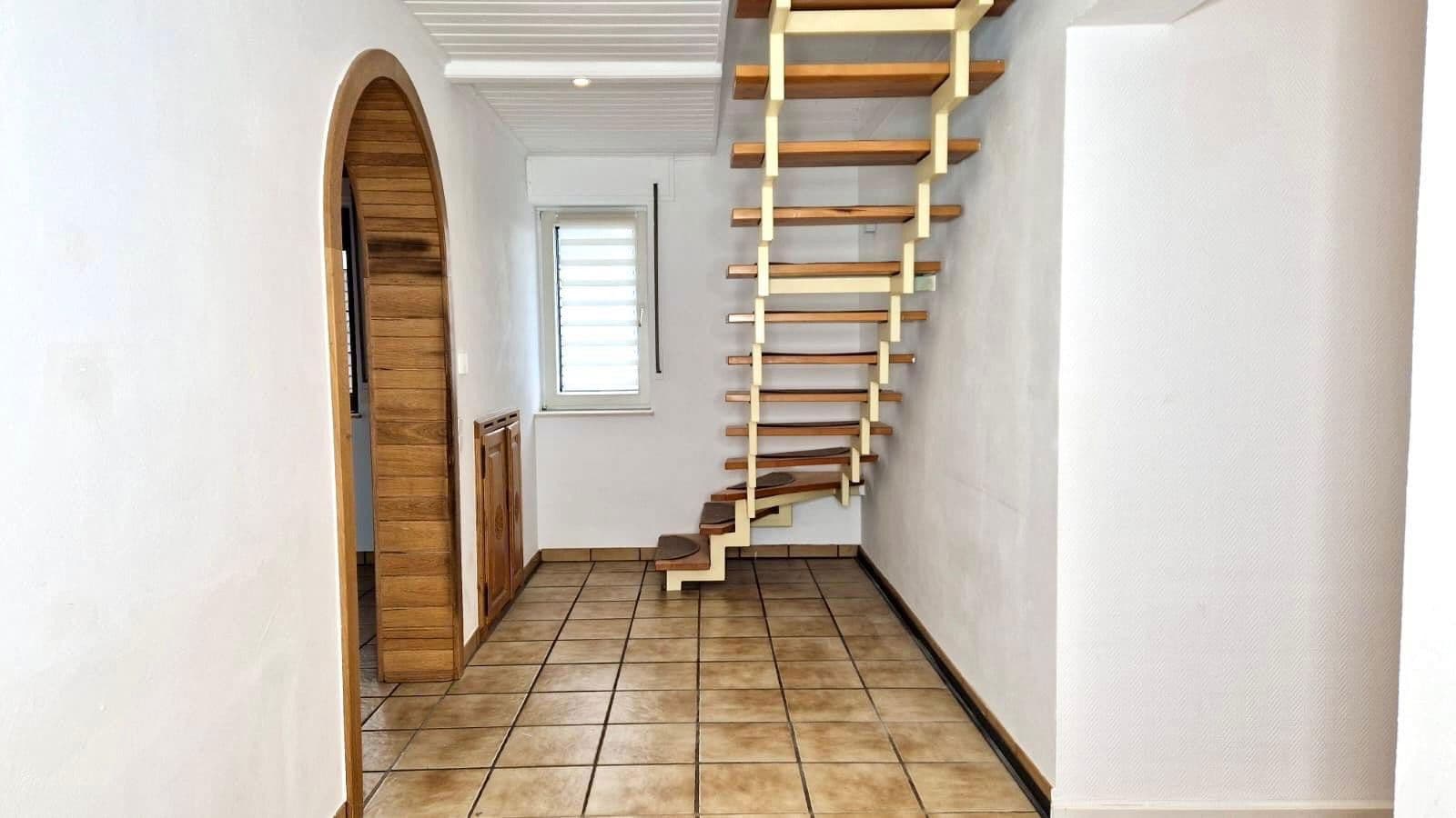 Prenájom domu 189 m², pozemek 189 m², Bottrop, Severné Porýnie - Westfálsko Prenájom domu 189 m², pozemek 189 m², Bottrop, Severné Porýnie - Westfálsko