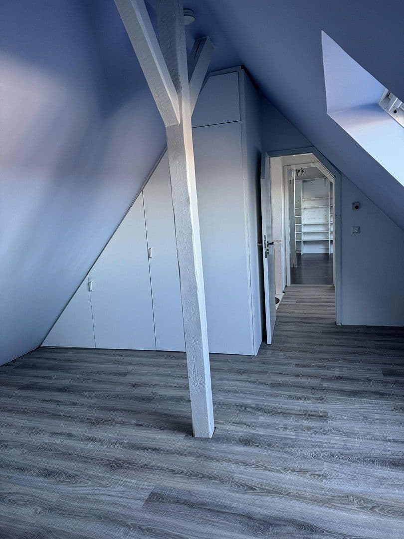 Prenájom bytu 3-izbový 84 m², Essen, Severné Porýnie - Westfálsko Prenájom bytu 3-izbový 84 m², Essen, Severné Porýnie - Westfálsko