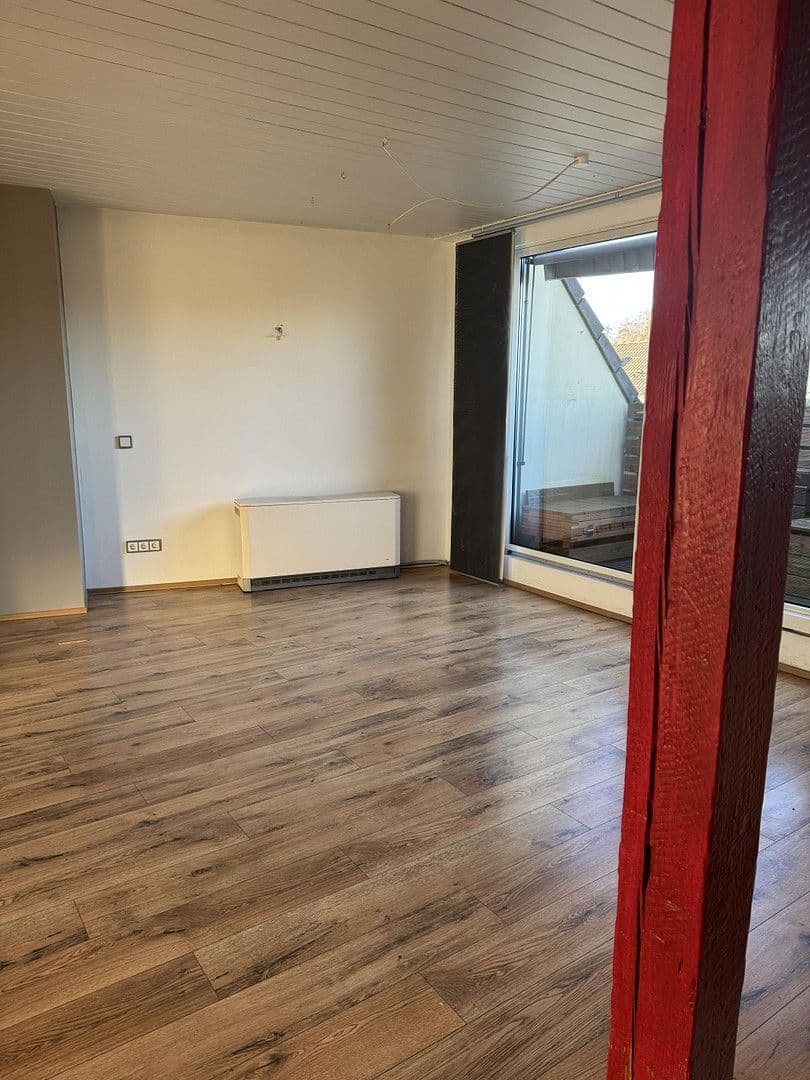 Prenájom bytu 3-izbový 84 m², Essen, Severné Porýnie - Westfálsko Prenájom bytu 3-izbový 84 m², Essen, Severné Porýnie - Westfálsko