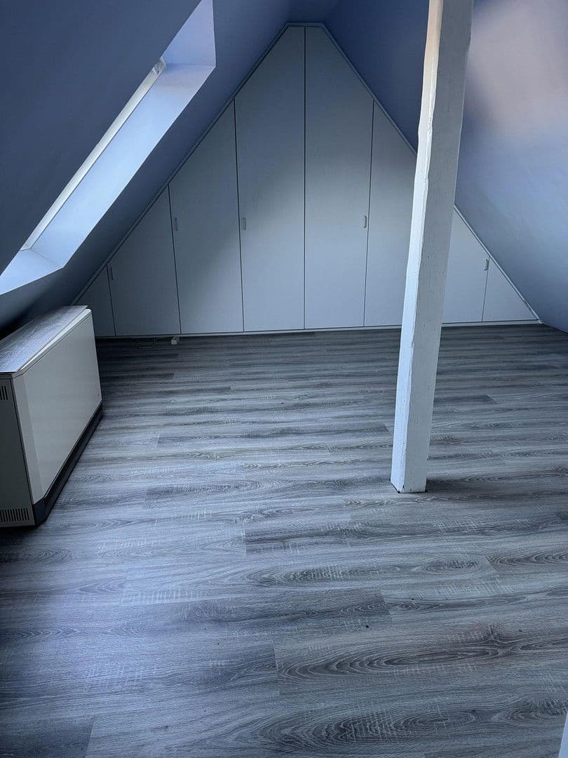 Prenájom bytu 3-izbový 84 m², Essen, Severné Porýnie - Westfálsko Prenájom bytu 3-izbový 84 m², Essen, Severné Porýnie - Westfálsko