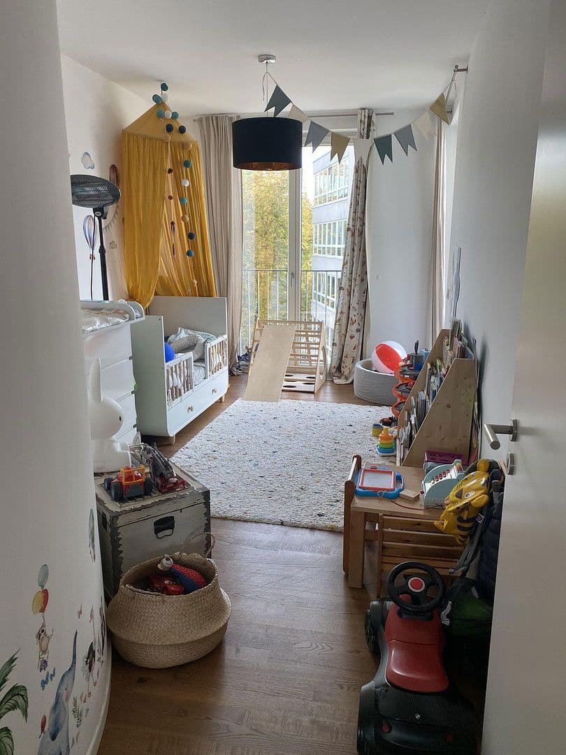 Predaj bytu 4-izbový 105 m², Pistoriusstr. 111, Berlin, Berlín Predaj bytu 4-izbový 105 m², Pistoriusstr. 111, Berlin, Berlín