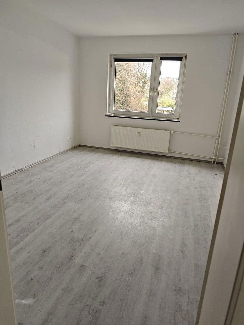 Prenájom bytu 18 m², Schlenhofstr. 15, Essen, Severné Porýnie - Westfálsko Prenájom bytu 18 m², Schlenhofstr. 15, Essen, Severné Porýnie - Westfálsko