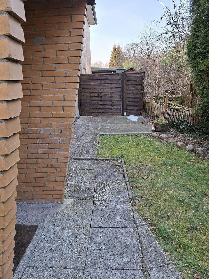 Prenájom bytu 2-izbový 84 m², Dorfstraße 18, Tangstedt, Šlezvicko-Holštajnsko Prenájom bytu 2-izbový 84 m², Dorfstraße 18, Tangstedt, Šlezvicko-Holštajnsko