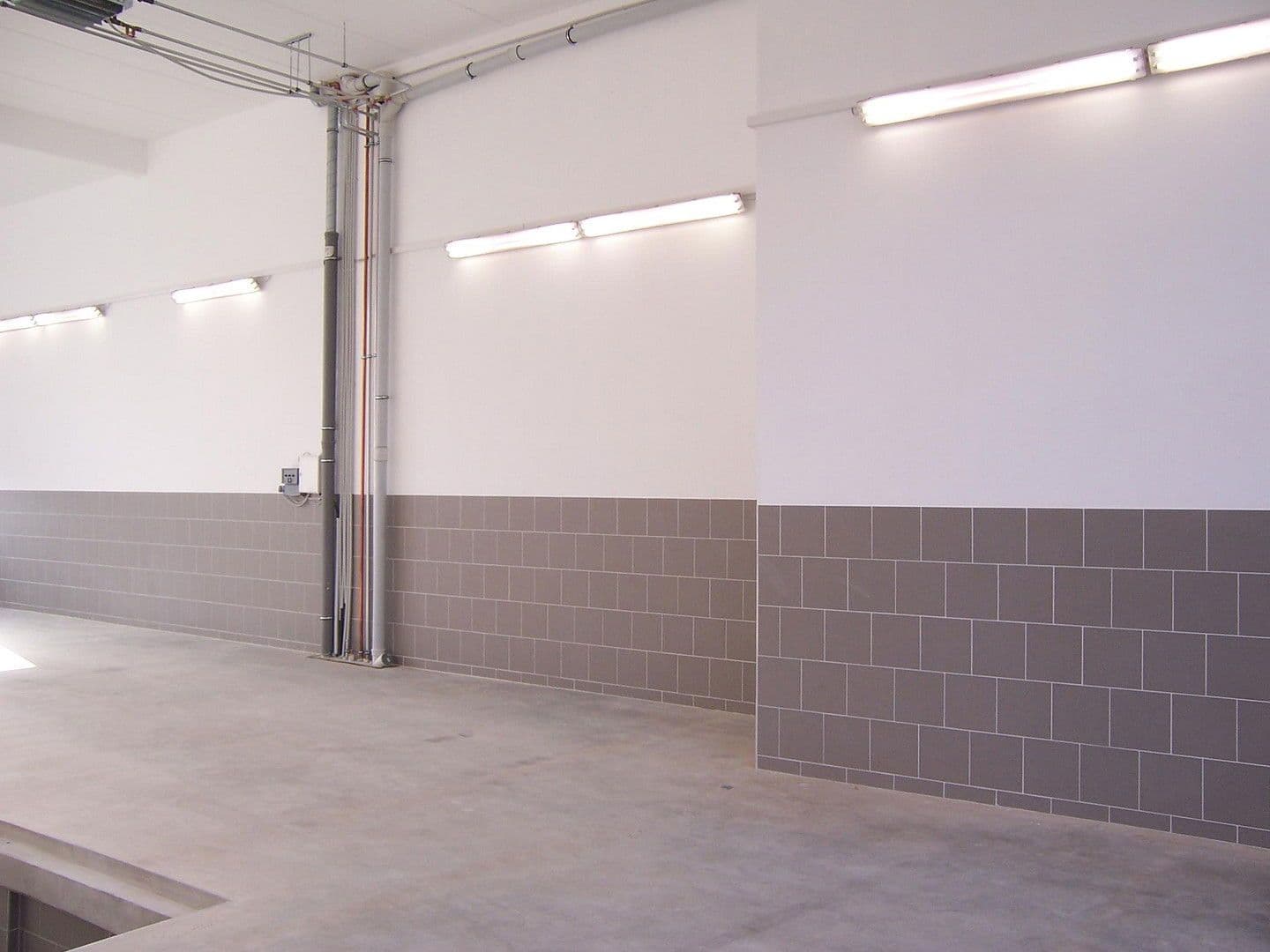 Prenájom nebytového priestoru 200 m², Bergisch Gladbach, Severné Porýnie - Westfálsko Prenájom nebytového priestoru 200 m², Bergisch Gladbach, Severné Porýnie - Westfálsko