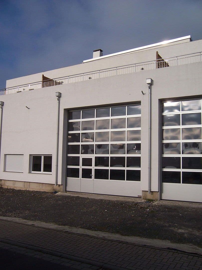 Prenájom nebytového priestoru 200 m², Bergisch Gladbach, Severné Porýnie - Westfálsko Prenájom nebytového priestoru 200 m², Bergisch Gladbach, Severné Porýnie - Westfálsko