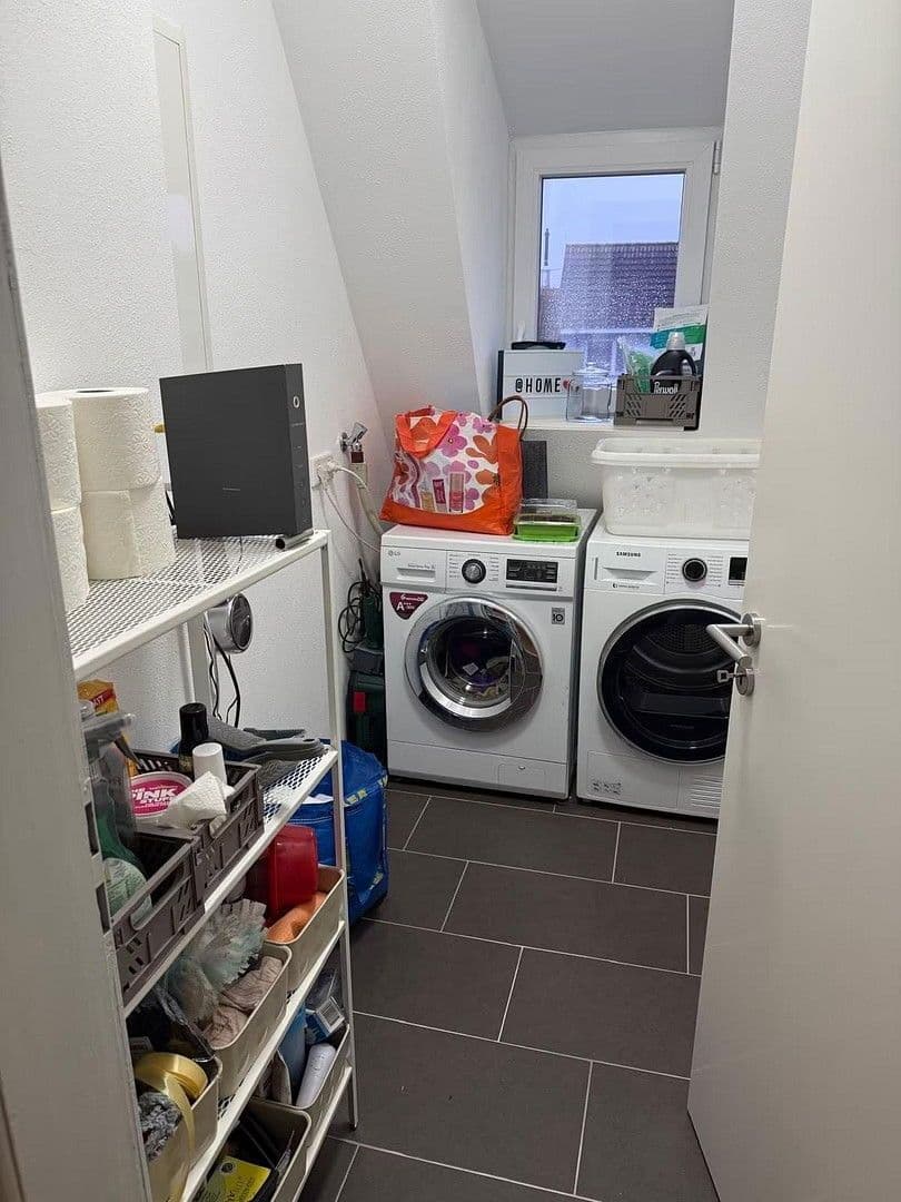 Prenájom bytu 3-izbový 92 m², Leonhardstraße 34, Friedberg (Hessen), Hesensko Prenájom bytu 3-izbový 92 m², Leonhardstraße 34, Friedberg (Hessen), Hesensko