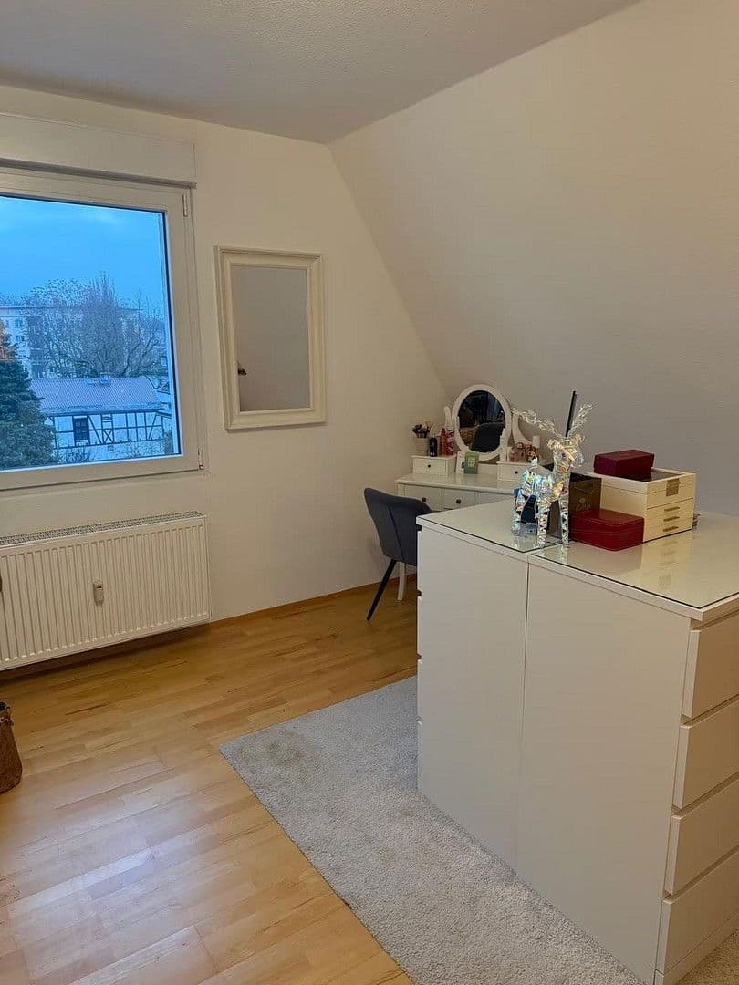 Prenájom bytu 3-izbový 92 m², Leonhardstraße 34, Friedberg (Hessen), Hesensko Prenájom bytu 3-izbový 92 m², Leonhardstraße 34, Friedberg (Hessen), Hesensko