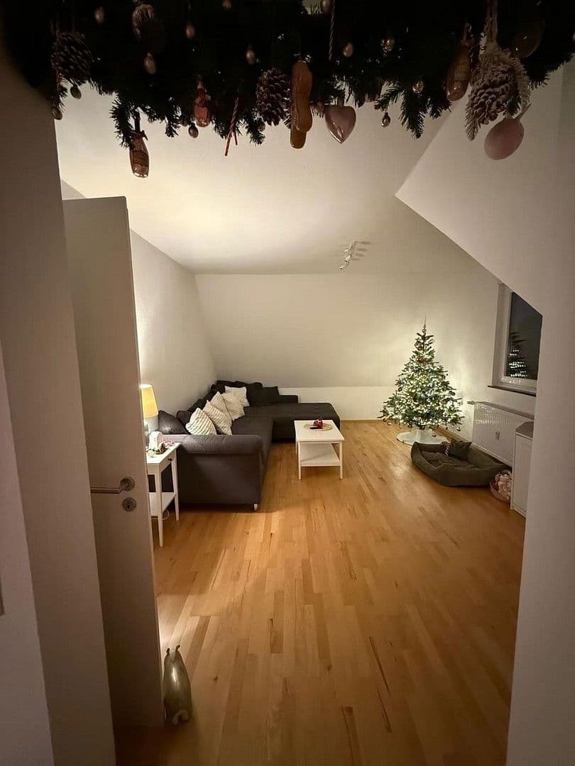 Prenájom bytu 3-izbový 92 m², Leonhardstraße 34, Friedberg (Hessen), Hesensko Prenájom bytu 3-izbový 92 m², Leonhardstraße 34, Friedberg (Hessen), Hesensko