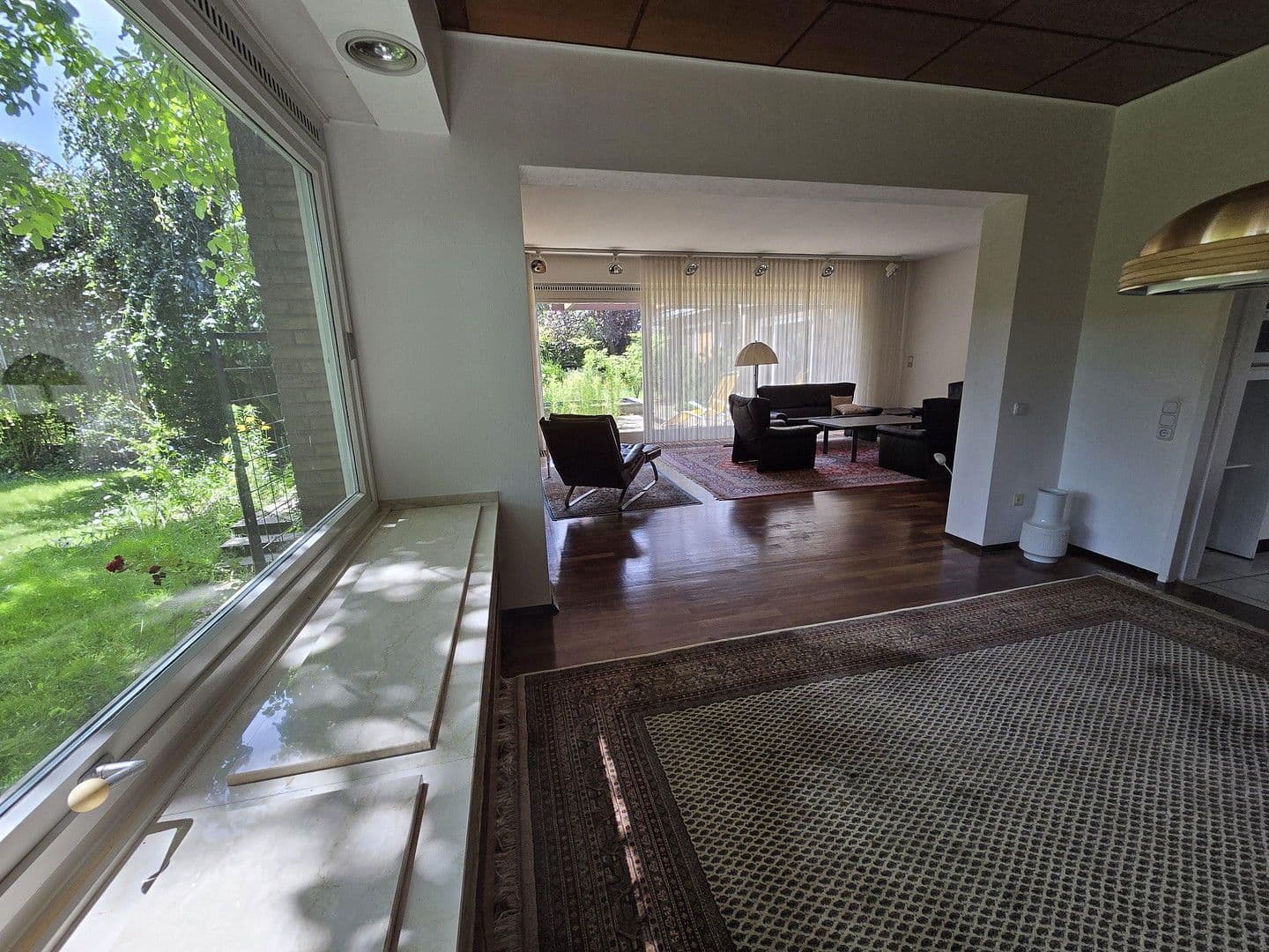 Predaj domu 308 m², pozemek 1.352 m², Moselstraße, Euskirchen, Severné Porýnie - Westfálsko Predaj domu 308 m², pozemek 1.352 m², Moselstraße, Euskirchen, Severné Porýnie - Westfálsko