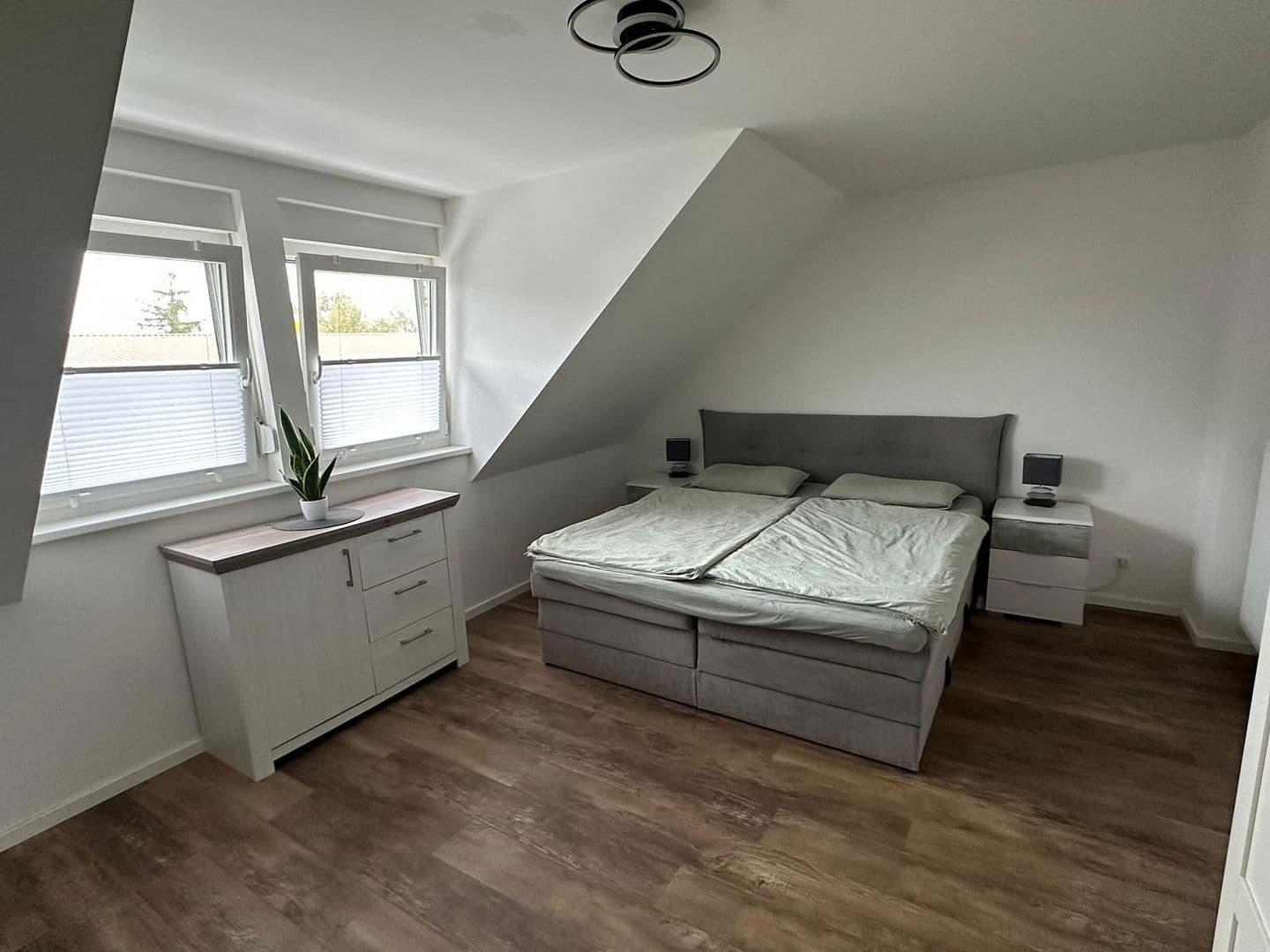 Predaj domu 98 m², pozemek 192 m², Zur Wipperaller, Wolfsburg, Dolné Sasko Predaj domu 98 m², pozemek 192 m², Zur Wipperaller, Wolfsburg, Dolné Sasko