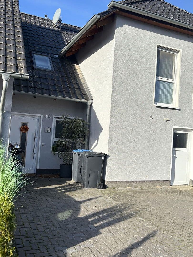 Predaj domu 98 m², pozemek 192 m², Zur Wipperaller, Wolfsburg, Dolné Sasko Predaj domu 98 m², pozemek 192 m², Zur Wipperaller, Wolfsburg, Dolné Sasko