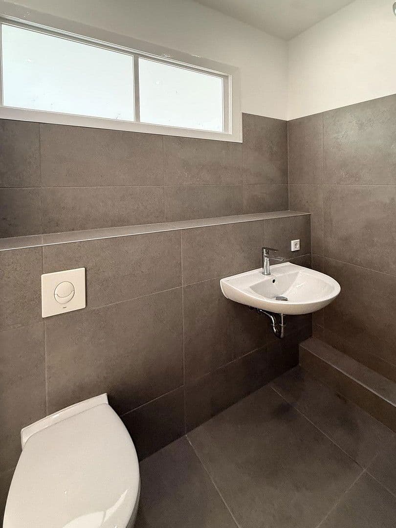 Prenájom bytu 2-izbový 70 m², Berlin, Berlín Prenájom bytu 2-izbový 70 m², Berlin, Berlín