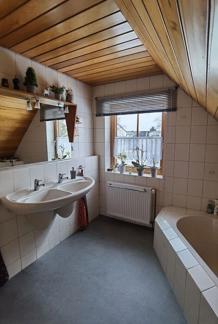 Predaj domu 122 m², pozemek 631 m², Salzgitter-Bad, Dolné Sasko Predaj domu 122 m², pozemek 631 m², Salzgitter-Bad, Dolné Sasko