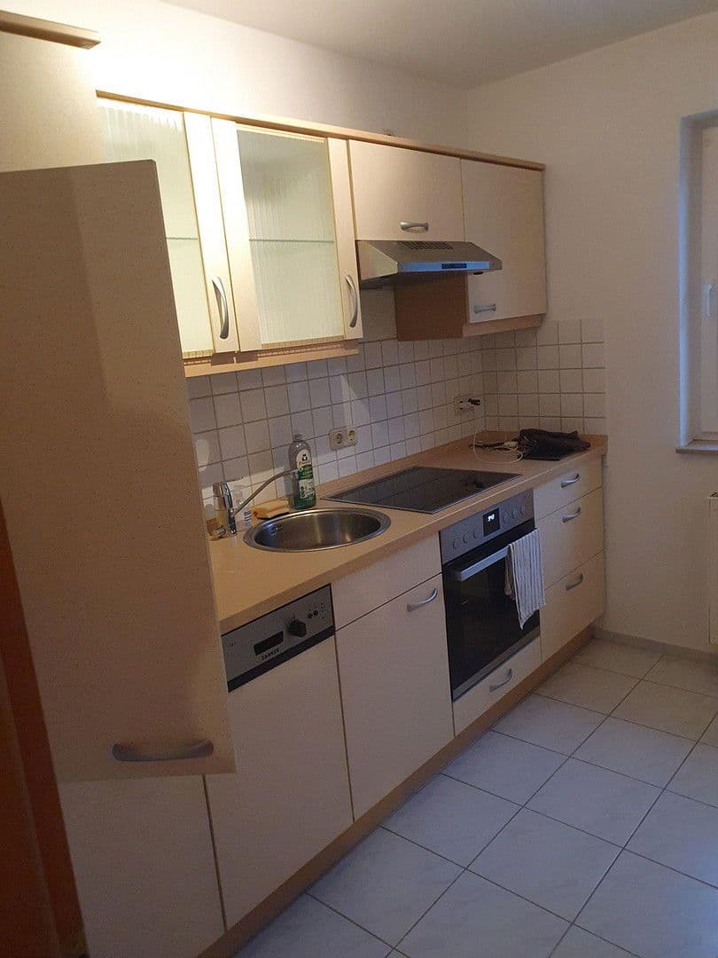 Prenájom bytu 2-izbový 66 m², Weseler Str. 11 b, Berlin, Berlín Prenájom bytu 2-izbový 66 m², Weseler Str. 11 b, Berlin, Berlín