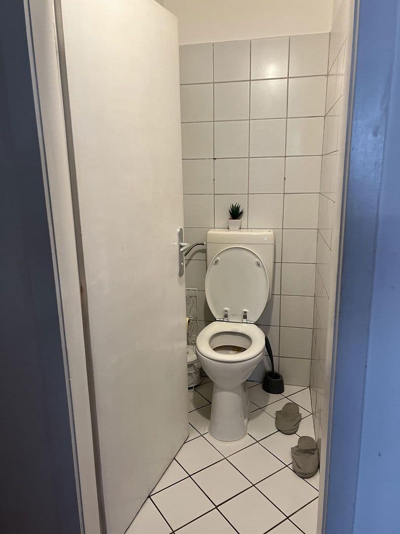 Prenájom bytu 3-izbový 94 m², Grazer Straße 83, Wr Neustadt, Dolné Rakúsko Prenájom bytu 3-izbový 94 m², Grazer Straße 83, Wr Neustadt, Dolné Rakúsko