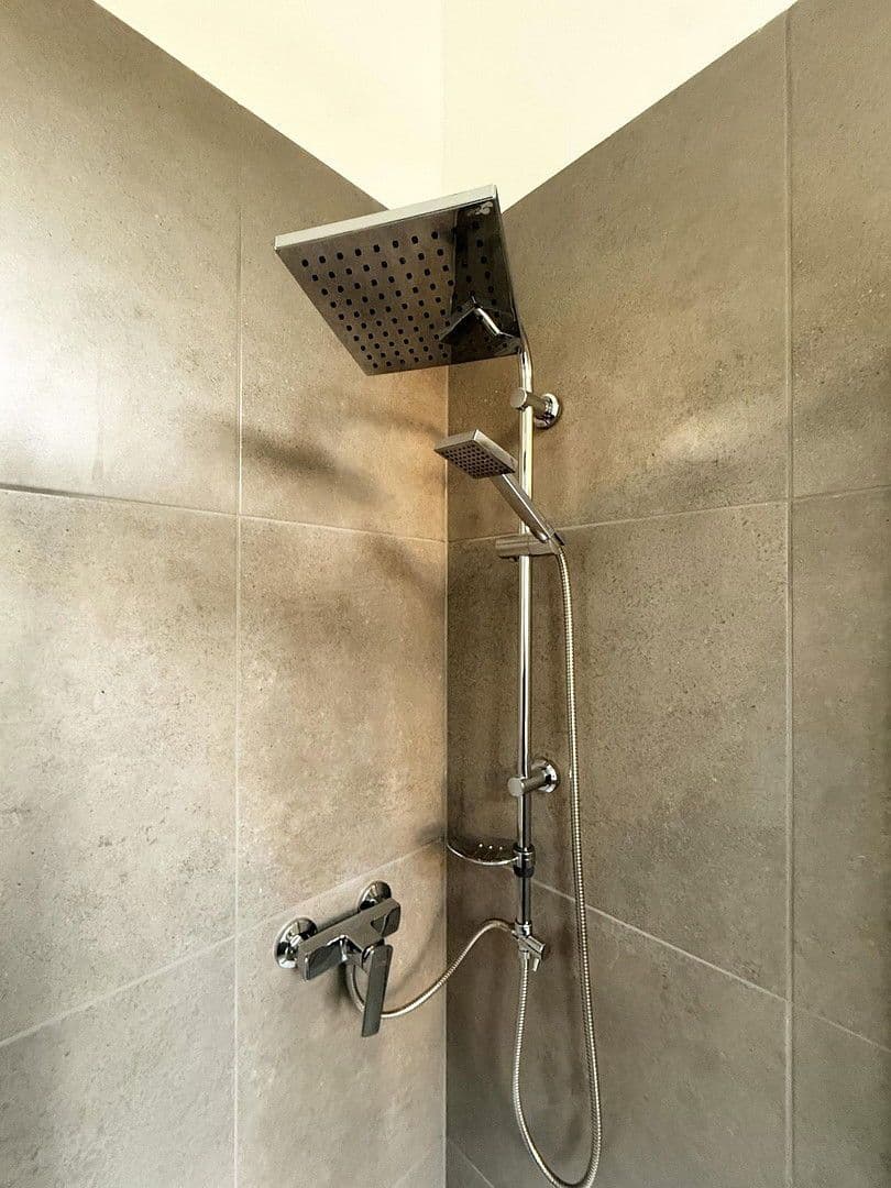 Prenájom bytu 1-izbový 35 m², Berlin, Berlín Prenájom bytu 1-izbový 35 m², Berlin, Berlín