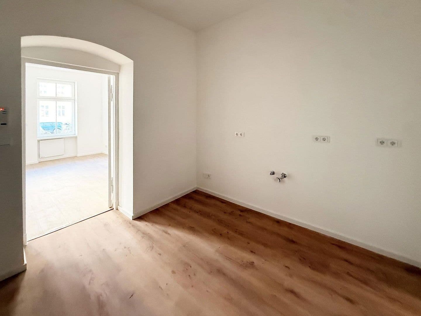 Prenájom bytu 1-izbový 35 m², Berlin, Berlín Prenájom bytu 1-izbový 35 m², Berlin, Berlín
