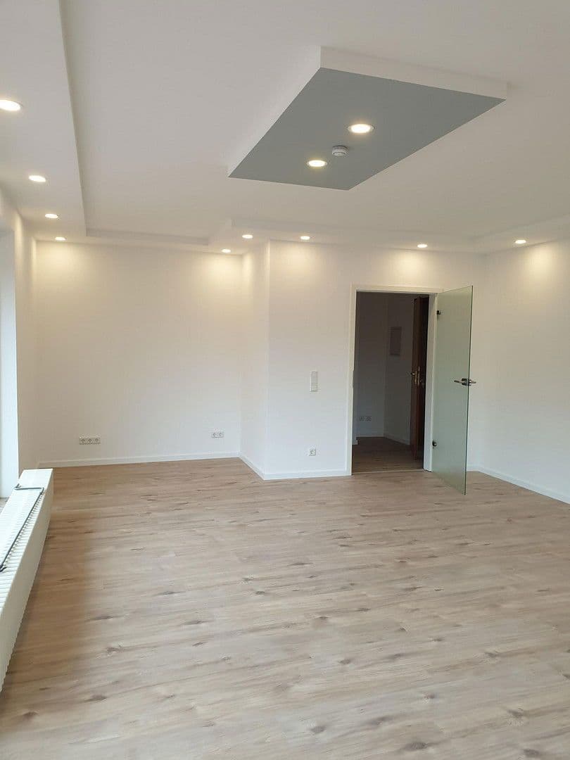 Prenájom bytu 3-izbový 92 m², Sophienstr. 4, Garbsen, Dolné Sasko Prenájom bytu 3-izbový 92 m², Sophienstr. 4, Garbsen, Dolné Sasko