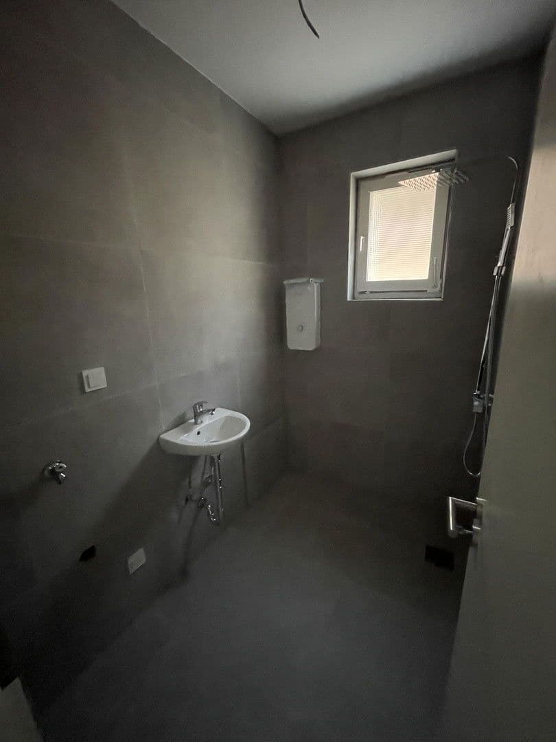 Prenájom bytu 2-izbový 55 m², Zabergäustr. 97, Stuttgart, Bádensko-Wurttembersko Prenájom bytu 2-izbový 55 m², Zabergäustr. 97, Stuttgart, Bádensko-Wurttembersko