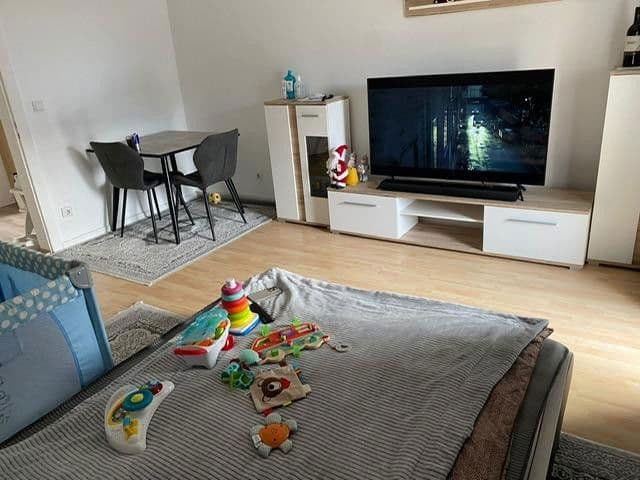 Prenájom bytu 2-izbový 47 m², Taufkirchen Vils, Bavorsko Prenájom bytu 2-izbový 47 m², Taufkirchen Vils, Bavorsko