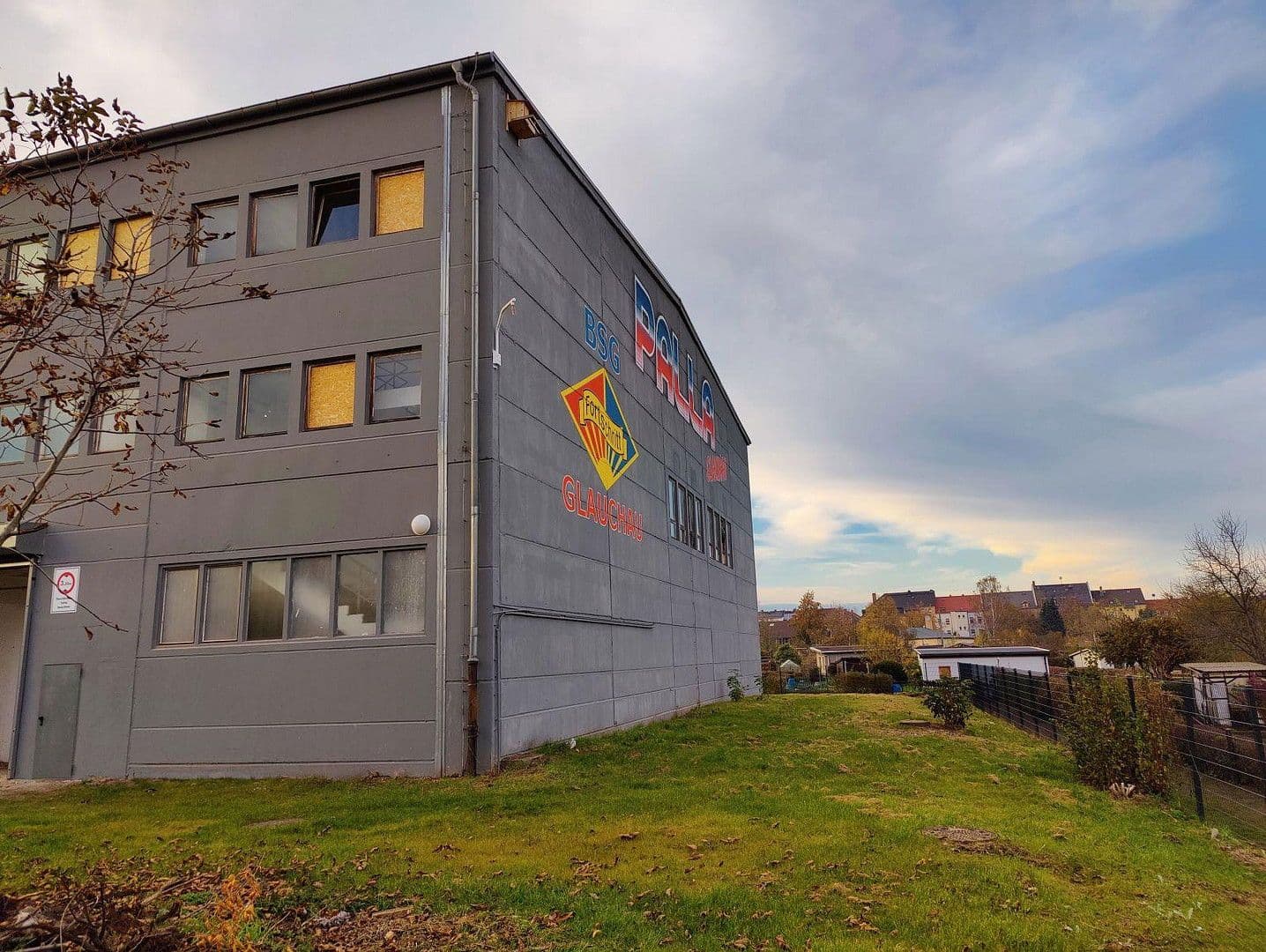 Prenájom nebytového priestoru 110 m², Meeraner Straße 16, Glauchau, Sasko Prenájom nebytového priestoru 110 m², Meeraner Straße 16, Glauchau, Sasko