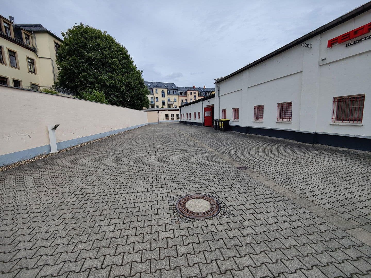 Prenájom nebytového priestoru 92 m², Bürgerstr. 56, Dresden, Sasko Prenájom nebytového priestoru 92 m², Bürgerstr. 56, Dresden, Sasko