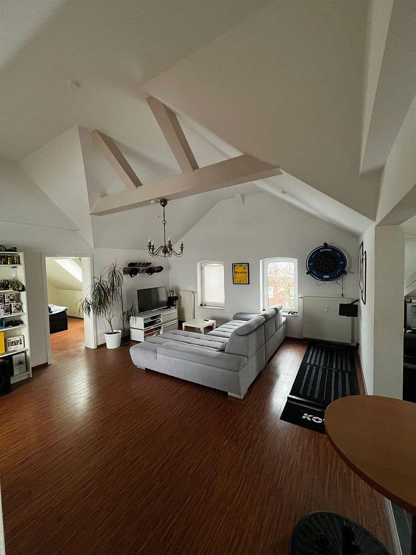 Prenájom bytu 3-izbový 92 m², Hildesheimer Straße 74, Vechelde, Dolné Sasko Prenájom bytu 3-izbový 92 m², Hildesheimer Straße 74, Vechelde, Dolné Sasko