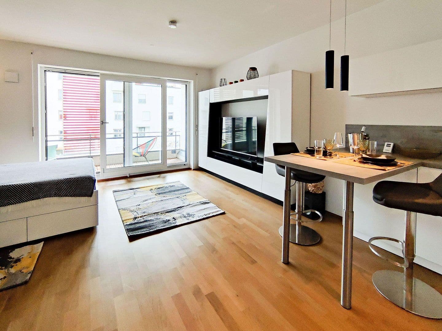 Prenájom bytu 1-izbový 37 m², München, Bavorsko Prenájom bytu 1-izbový 37 m², München, Bavorsko