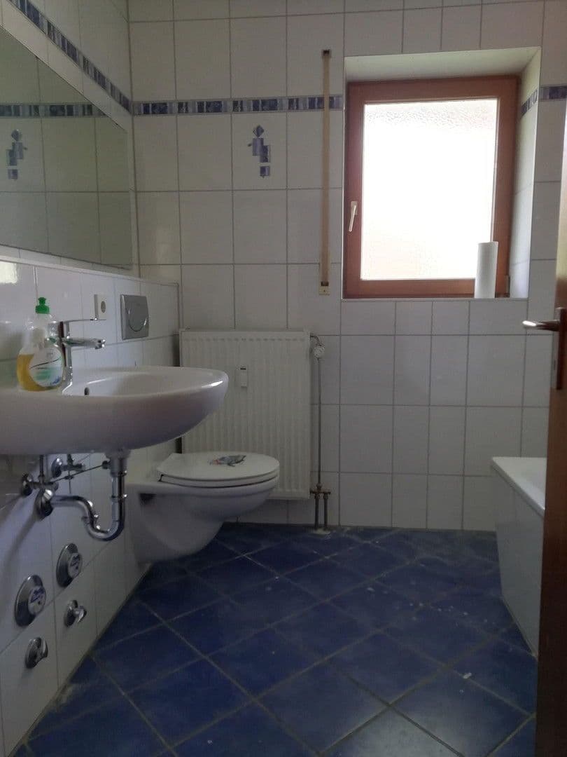 Prenájom bytu 3-izbový 74 m², Pfudrachöderstraße 33, Vilshofen an der Donau, Bavorsko Prenájom bytu 3-izbový 74 m², Pfudrachöderstraße 33, Vilshofen an der Donau, Bavorsko