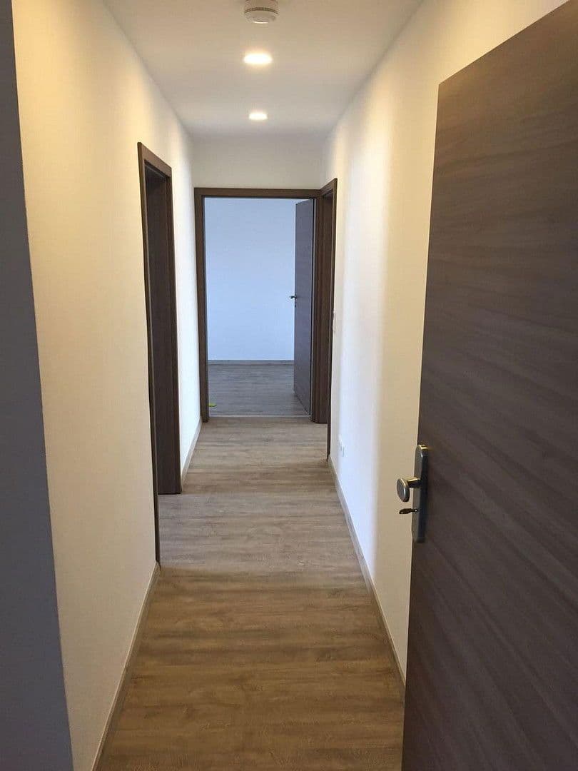 Prenájom bytu 2-izbový 58 m², Siedlung 17 und 18, Deggendorf, Bavorsko Prenájom bytu 2-izbový 58 m², Siedlung 17 und 18, Deggendorf, Bavorsko