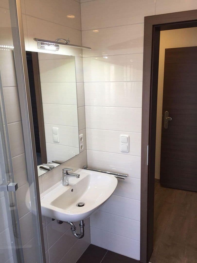 Prenájom bytu 2-izbový 58 m², Siedlung 17 und 18, Deggendorf, Bavorsko Prenájom bytu 2-izbový 58 m², Siedlung 17 und 18, Deggendorf, Bavorsko