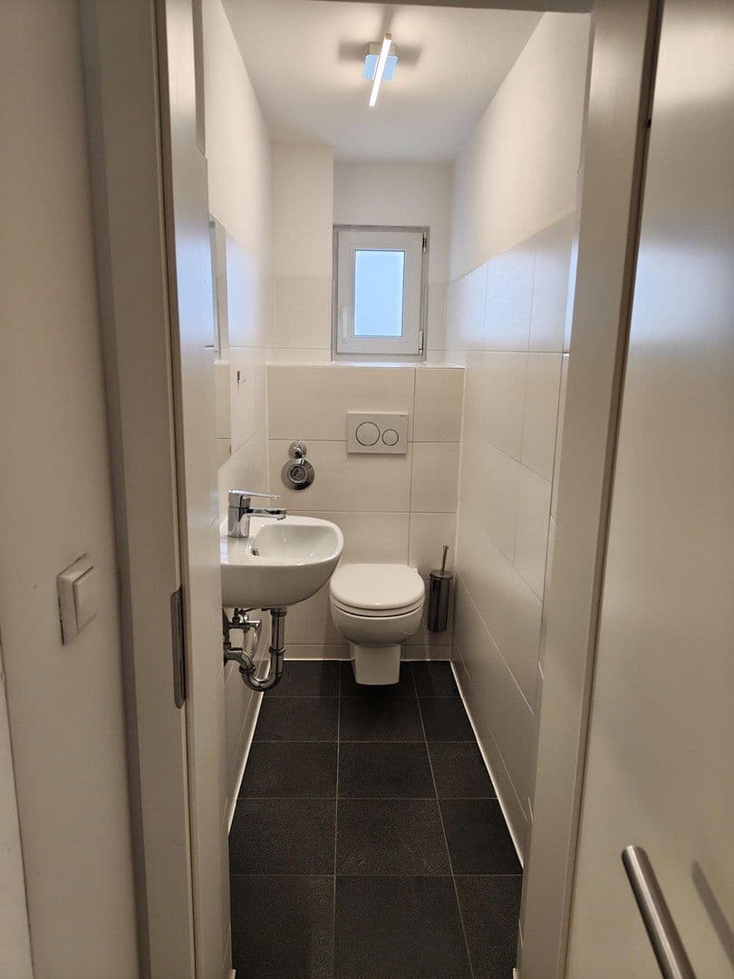 Predaj bytu 3-izbový 91 m², Egertstraße 26, EG, Reutlingen, Bádensko-Wurttembersko Predaj bytu 3-izbový 91 m², Egertstraße 26, EG, Reutlingen, Bádensko-Wurttembersko