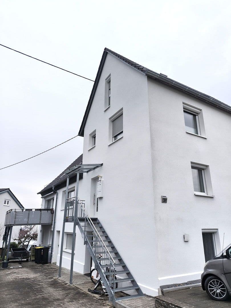 Predaj bytu 3-izbový 91 m², Egertstraße 26, EG, Reutlingen, Bádensko-Wurttembersko Predaj bytu 3-izbový 91 m², Egertstraße 26, EG, Reutlingen, Bádensko-Wurttembersko