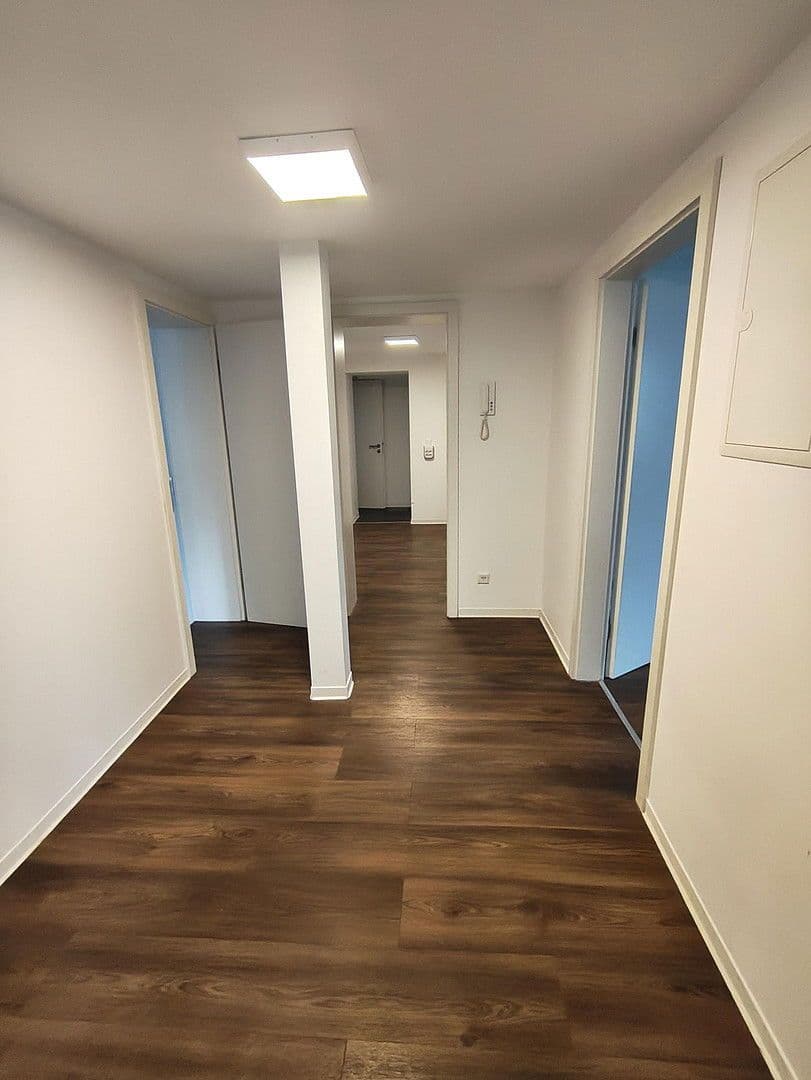 Predaj bytu 3-izbový 91 m², Egertstraße 26, EG, Reutlingen, Bádensko-Wurttembersko Predaj bytu 3-izbový 91 m², Egertstraße 26, EG, Reutlingen, Bádensko-Wurttembersko