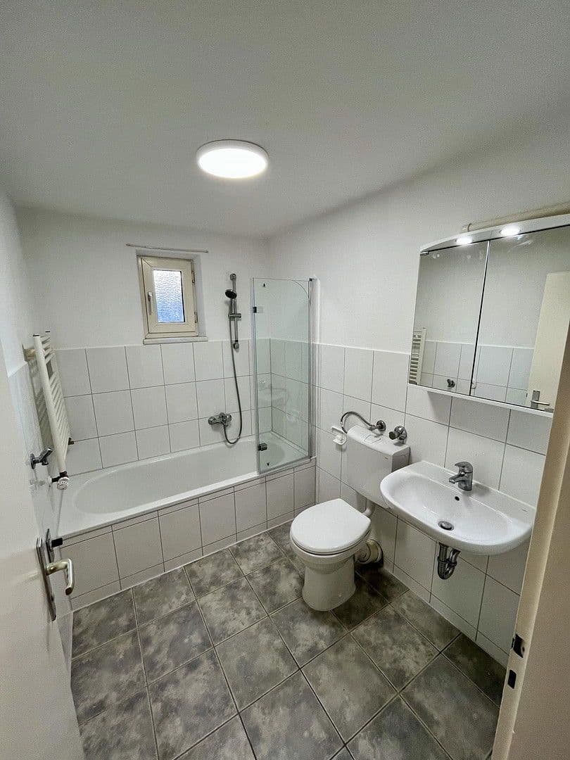 Prenájom bytu 1-izbový 37 m², Feselenstraße 12, Ingolstadt, Bavorsko Prenájom bytu 1-izbový 37 m², Feselenstraße 12, Ingolstadt, Bavorsko