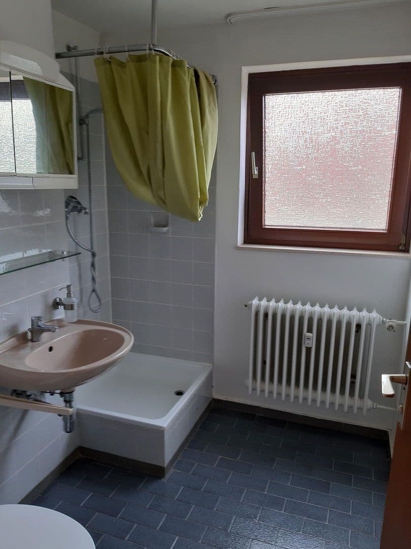 Prenájom bytu 2-izbový 44 m², Karlsruhe, Bádensko-Wurttembersko Prenájom bytu 2-izbový 44 m², Karlsruhe, Bádensko-Wurttembersko