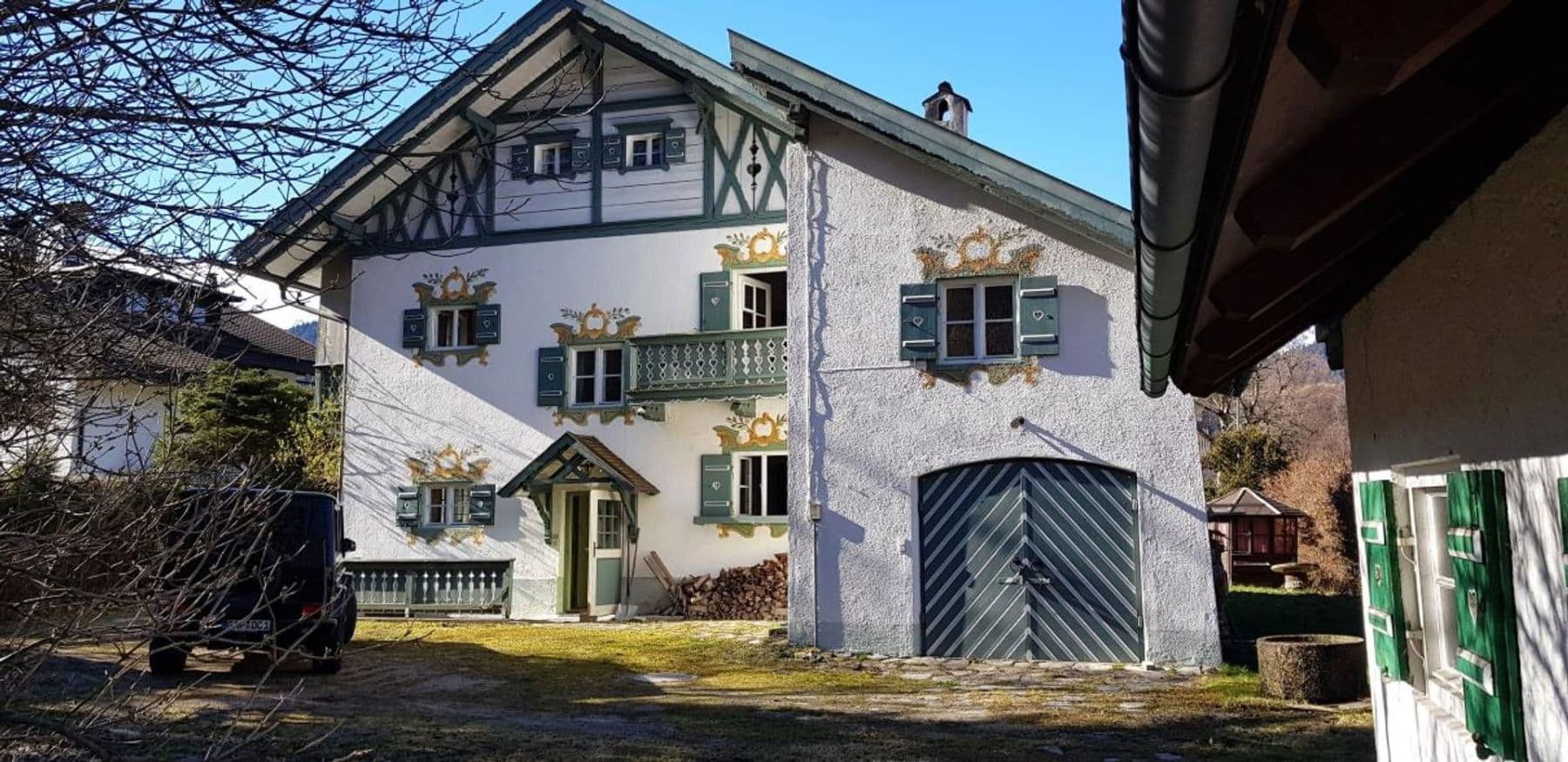 Predaj domu 225 m², pozemek 926 m², Mittenwalderstraße 53, Garmisch-Partenkirchen, Bavorsko Predaj domu 225 m², pozemek 926 m², Mittenwalderstraße 53, Garmisch-Partenkirchen, Bavorsko