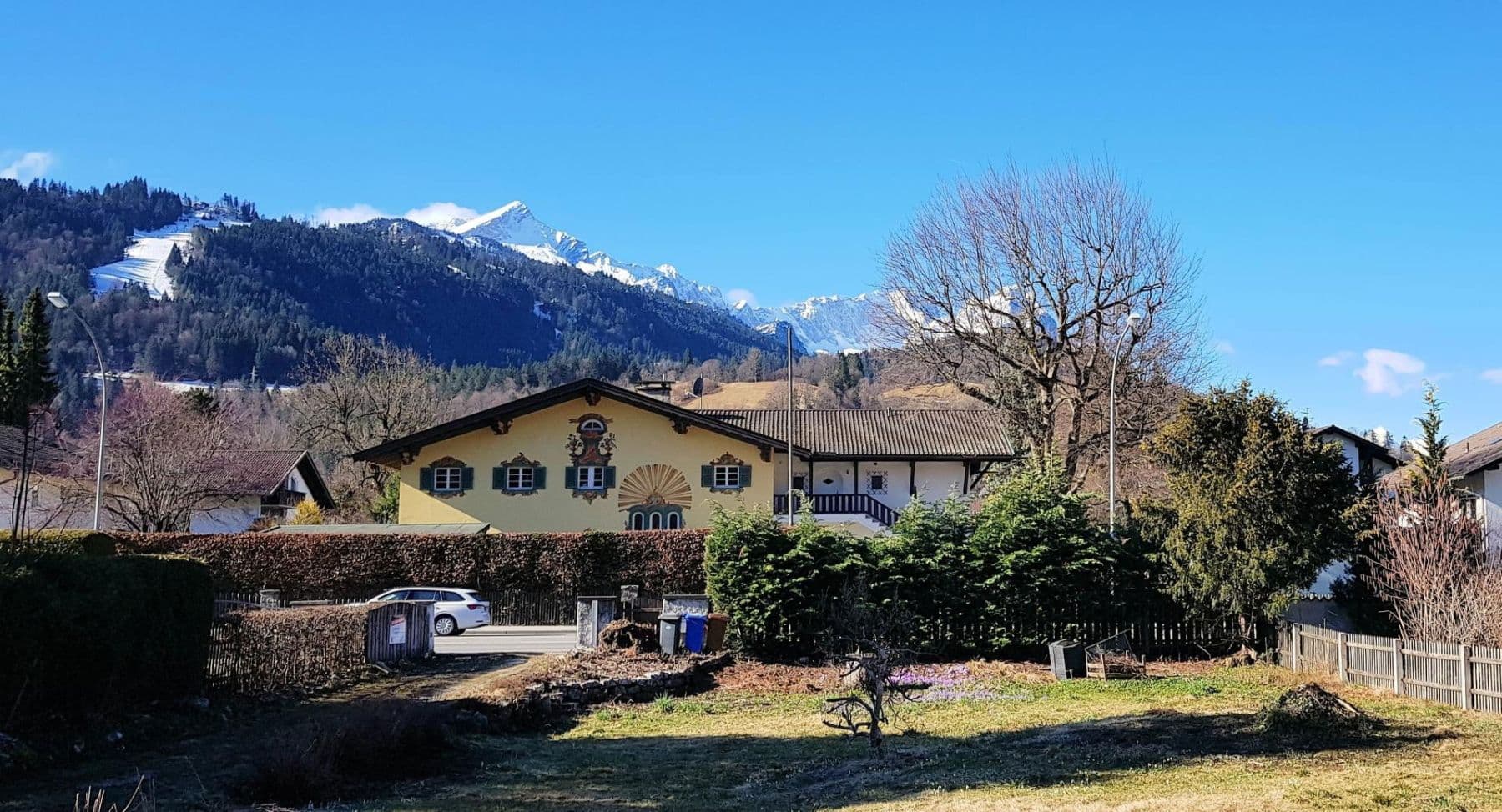 Predaj domu 225 m², pozemek 926 m², Mittenwalderstraße 53, Garmisch-Partenkirchen, Bavorsko Predaj domu 225 m², pozemek 926 m², Mittenwalderstraße 53, Garmisch-Partenkirchen, Bavorsko