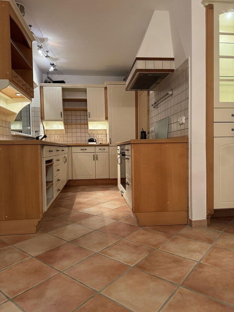 Predaj bytu 4-izbový 110 m², Reinbek, Šlezvicko-Holštajnsko Predaj bytu 4-izbový 110 m², Reinbek, Šlezvicko-Holštajnsko