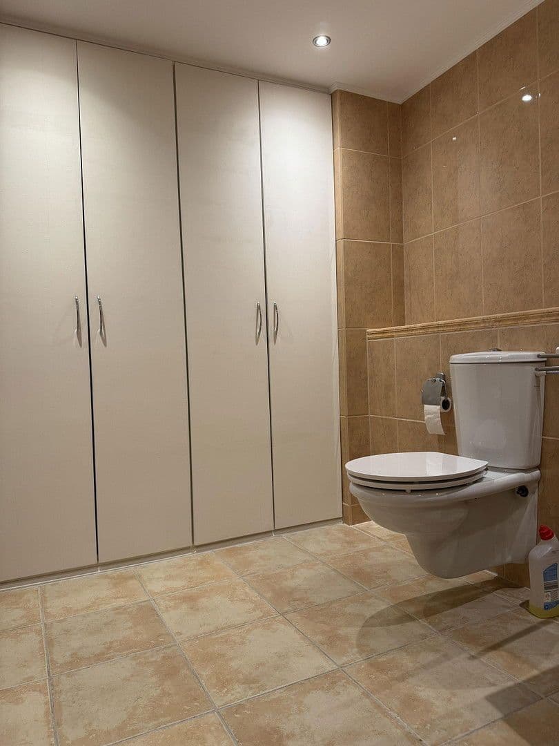 Predaj bytu 4-izbový 110 m², Reinbek, Šlezvicko-Holštajnsko Predaj bytu 4-izbový 110 m², Reinbek, Šlezvicko-Holštajnsko