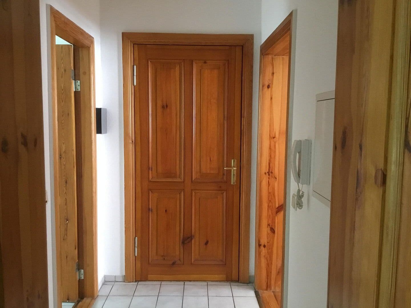 Prenájom bytu 1-izbový 45 m², Schönerlinder Str.13, Köpenick, Berlín Prenájom bytu 1-izbový 45 m², Schönerlinder Str.13, Köpenick, Berlín