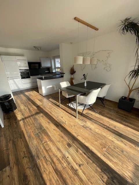 Predaj domu 118 m², pozemek 442 m², Gau-Bischofsheim, Porýnie-Falcko Predaj domu 118 m², pozemek 442 m², Gau-Bischofsheim, Porýnie-Falcko