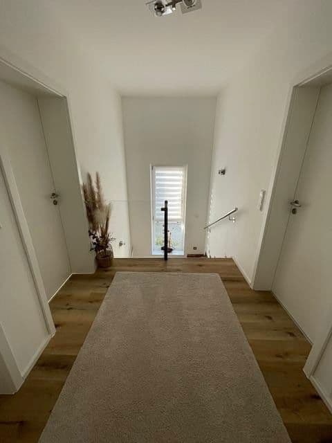 Predaj domu 118 m², pozemek 442 m², Gau-Bischofsheim, Porýnie-Falcko Predaj domu 118 m², pozemek 442 m², Gau-Bischofsheim, Porýnie-Falcko