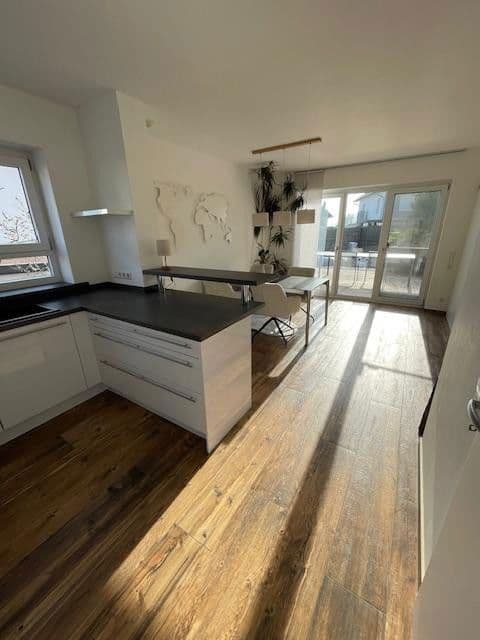 Predaj domu 118 m², pozemek 442 m², Gau-Bischofsheim, Porýnie-Falcko Predaj domu 118 m², pozemek 442 m², Gau-Bischofsheim, Porýnie-Falcko