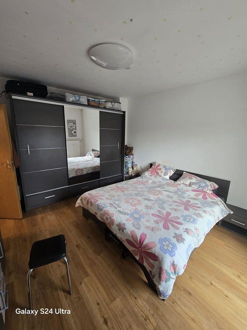 Prenájom bytu 3-izbový 73 m², Bottrop, Severné Porýnie - Westfálsko Prenájom bytu 3-izbový 73 m², Bottrop, Severné Porýnie - Westfálsko