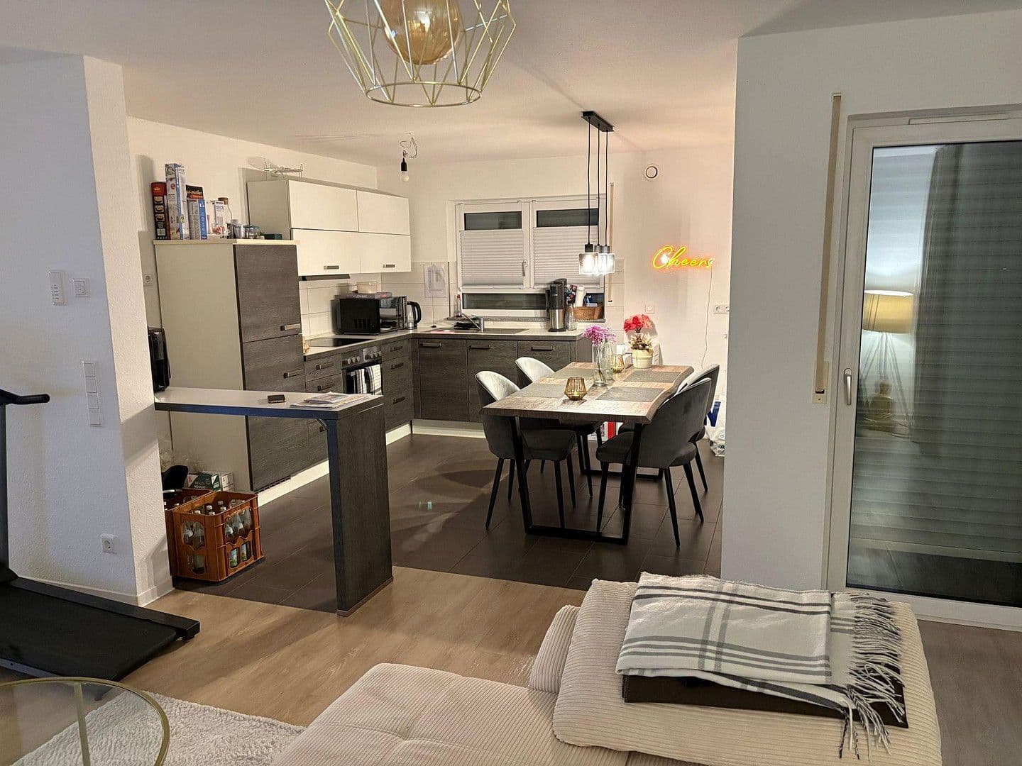 Prenájom bytu 3-izbový 84 m², Rietheim-Weilheim, Bádensko-Wurttembersko Prenájom bytu 3-izbový 84 m², Rietheim-Weilheim, Bádensko-Wurttembersko