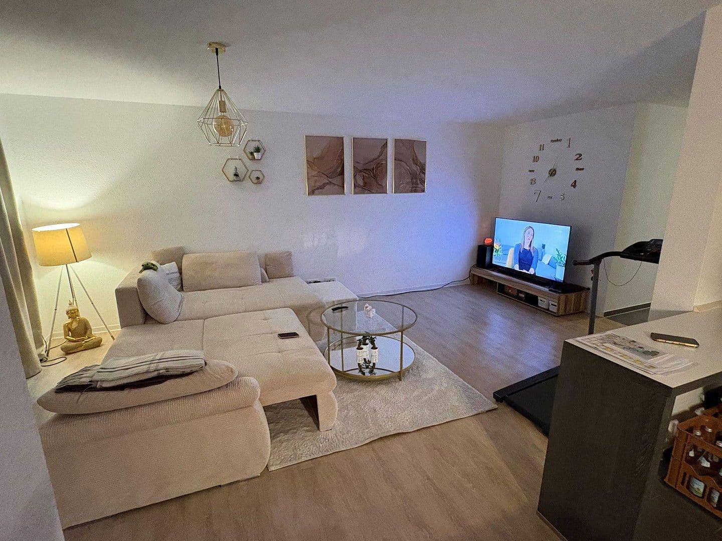 Prenájom bytu 3-izbový 84 m², Rietheim-Weilheim, Bádensko-Wurttembersko Prenájom bytu 3-izbový 84 m², Rietheim-Weilheim, Bádensko-Wurttembersko