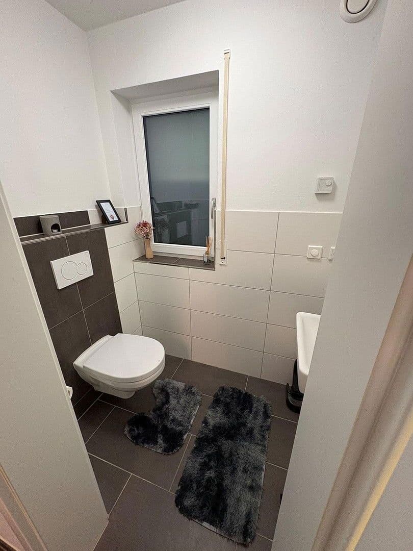 Prenájom bytu 3-izbový 84 m², Rietheim-Weilheim, Bádensko-Wurttembersko Prenájom bytu 3-izbový 84 m², Rietheim-Weilheim, Bádensko-Wurttembersko