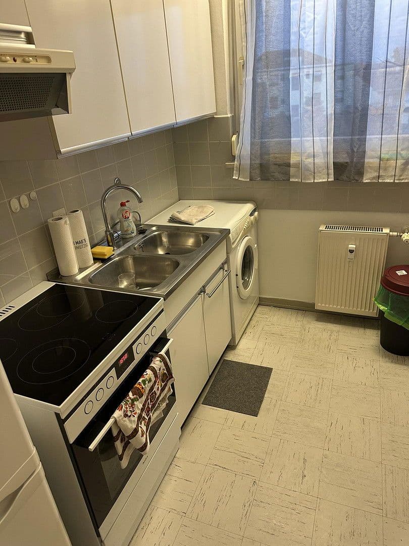 Prenájom bytu 3-izbový 75 m², Mühlheim am Main, Hesensko Prenájom bytu 3-izbový 75 m², Mühlheim am Main, Hesensko